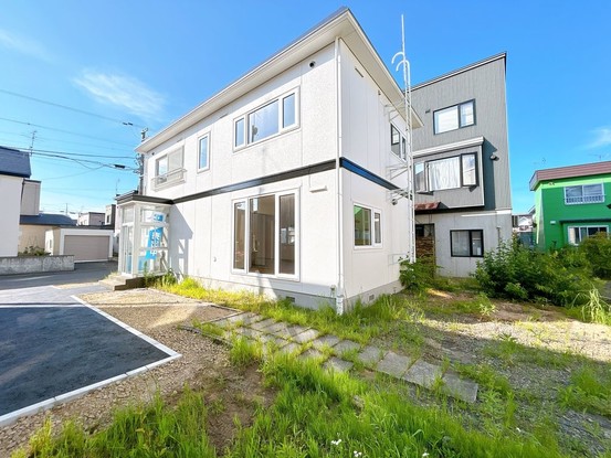 detached 北海道北広島市大曲南ヶ丘３丁目
地図を見る