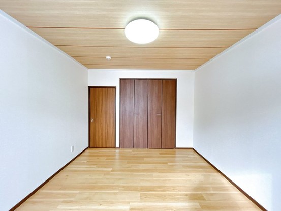 detached 北海道岩見沢市上幌向北一条３丁目
地図を見る