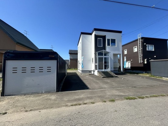 detached 北海道岩見沢市北六条西１９丁目
地図を見る