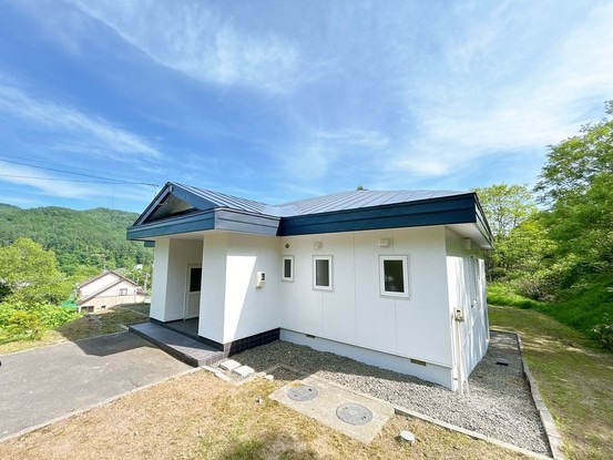 detached 北海道夕張市鹿の谷山手町
地図を見る
