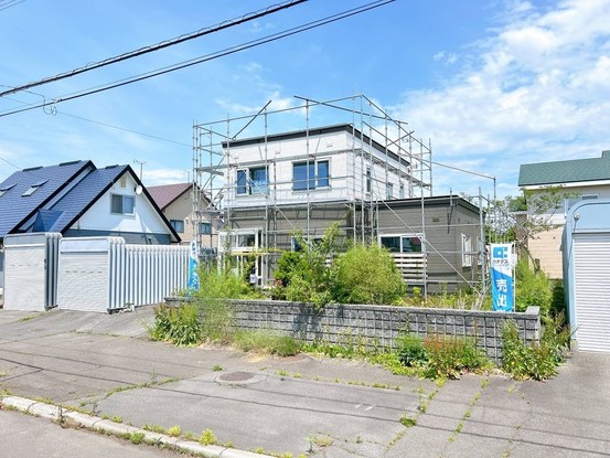 detached 北海道滝川市中島町５丁目
地図を見る