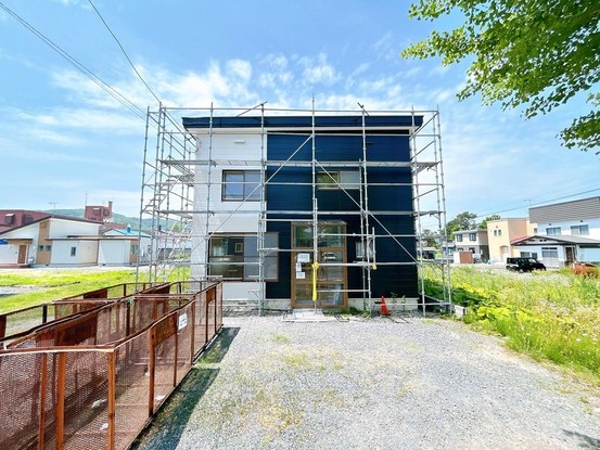 detached 北海道芦別市北一条東１丁目
地図を見る