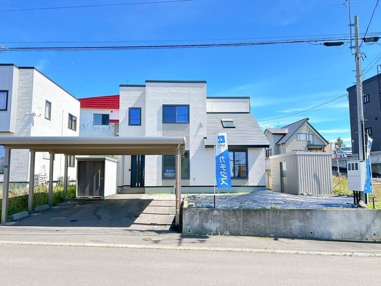 detached 北海道岩見沢市東山１丁目
地図を見る