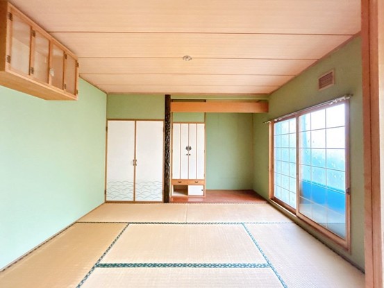 detached 北海道岩見沢市北四条西１５丁目
地図を見る