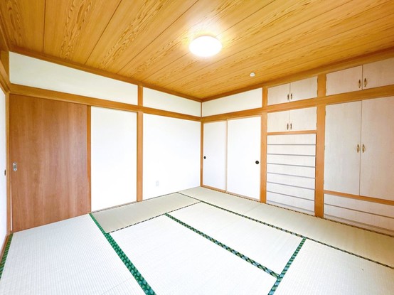 detached 北海道紋別郡遠軽町岩見通北１０丁目
地図を見る