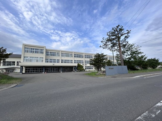 detached 北海道紋別郡遠軽町岩見通北１０丁目
地図を見る