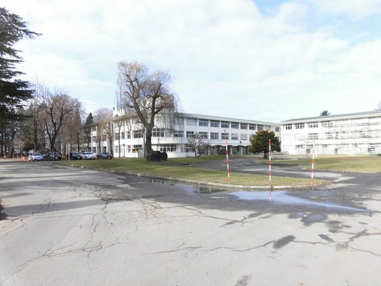 detached 青森県十和田市大字三本木稲吉85-66