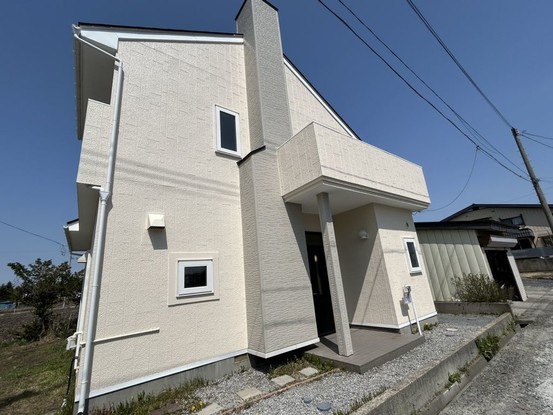 detached 青森県十和田市大字三本木字下平
地図を見る