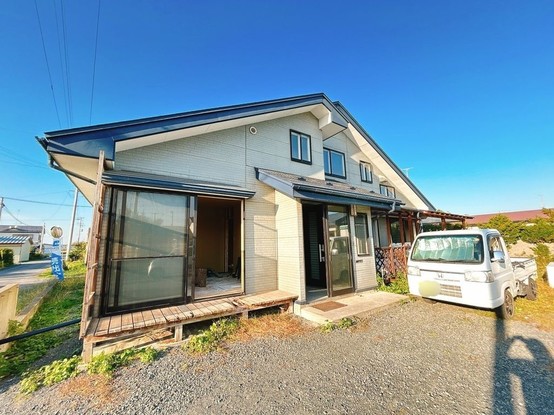 detached 青森県十和田市大字三本木字本金崎
地図を見る