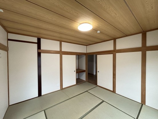 apartment 青森県青森市大字幸畑字松元
地図を見る