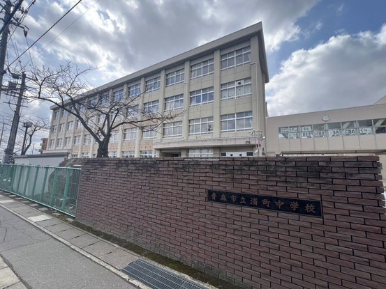 apartment 青森県青森市奥野２丁目
地図を見る
