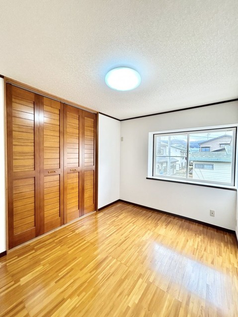 detached 秋田県由利本荘市矢島町七日町字下山寺
地図を見る