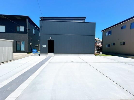 detached 秋田県男鹿市船越字内子
地図を見る