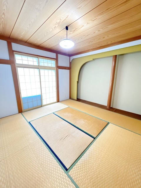 detached 秋田県潟上市天王字持谷地
地図を見る