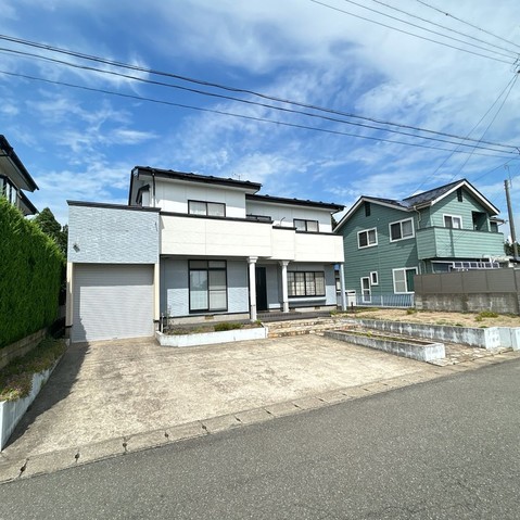 detached 秋田県潟上市天王字持谷地
地図を見る