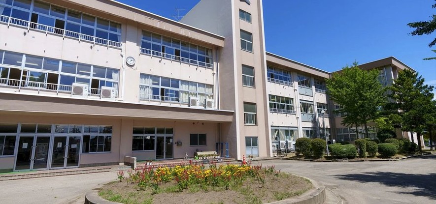 detached 秋田県潟上市天王字持谷地
地図を見る