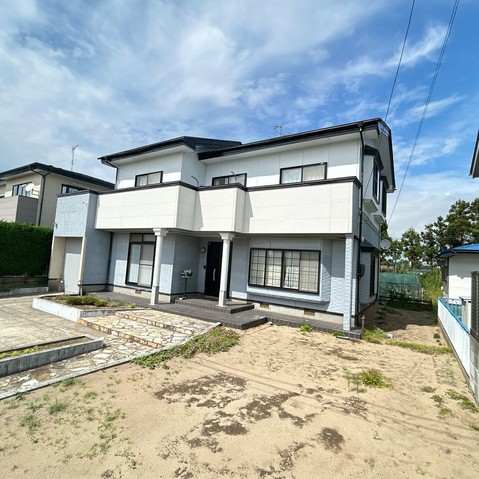 detached 秋田県潟上市天王字持谷地
地図を見る