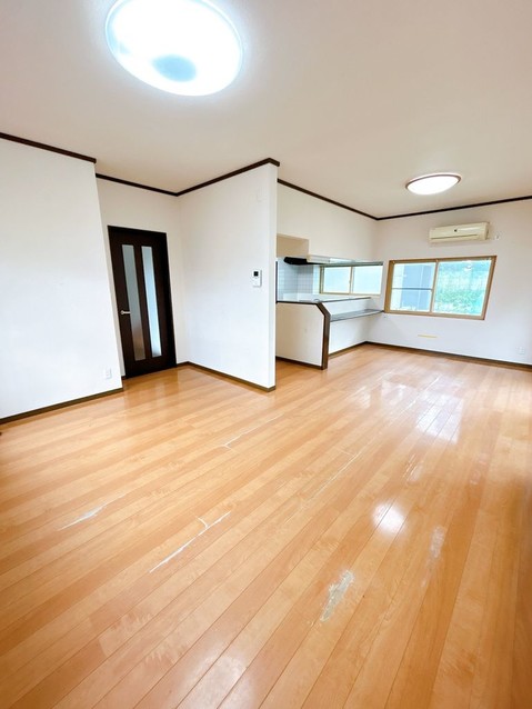 detached 秋田県潟上市天王字持谷地
地図を見る