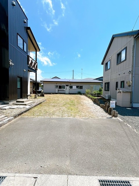 detached 秋田県潟上市天王字北野
地図を見る