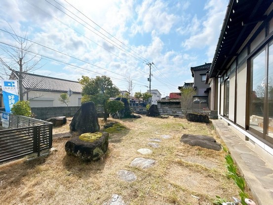 detached 山形県酒田市新橋１丁目
地図を見る