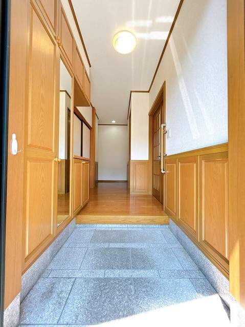 detached 山形県東田川郡庄内町狩川字玉坂
地図を見る