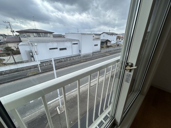 detached 山形県西村山郡河北町谷地所岡２丁目
地図を見る