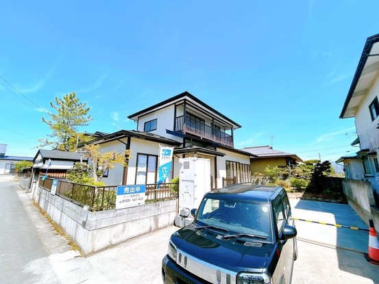 detached 山形県東村山郡山辺町近江
地図を見る