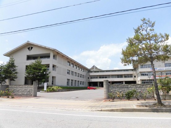 detached 山形県村山市楯岡笛田１丁目
地図を見る