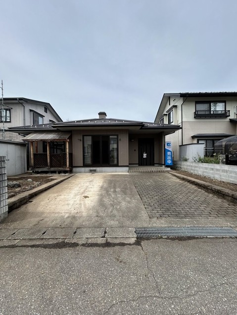 detached 福島県会津若松市門田町大字御山字村中
地図を見る