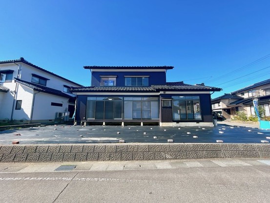 detached 新潟県三島郡出雲崎町大字川西
地図を見る