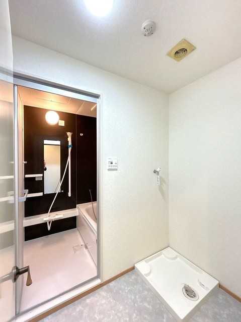 apartment 茨城県つくば市上横場253-1 M.Iビル 2-A号室