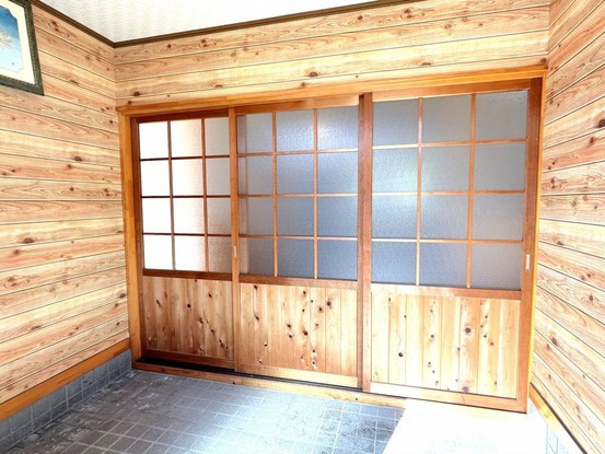 detached 群馬県吾妻郡中之条町大字岩本
地図を見る