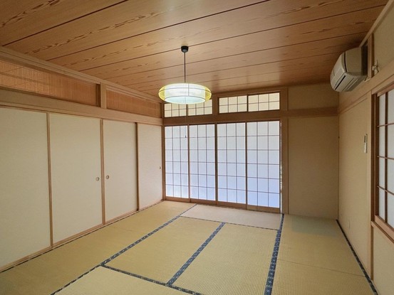 detached 群馬県吾妻郡中之条町大字岩本
地図を見る