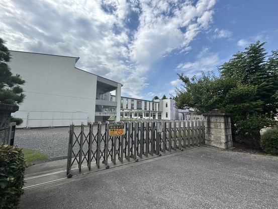 detached 栃木県芳賀郡市貝町大字市塙
地図を見る