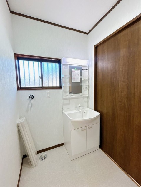 detached 栃木県小山市城北５丁目15-11 峯ビル 1階