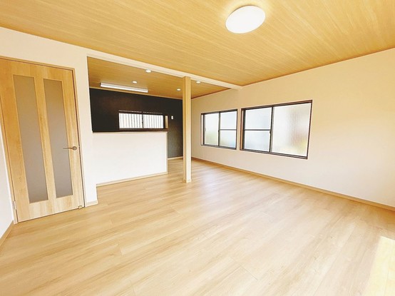 detached 栃木県小山市城北５丁目15-11 峯ビル 1階