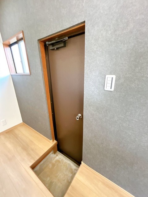 detached 栃木県小山市城北５丁目15-11 峯ビル 1階