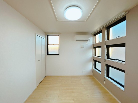 detached 栃木県小山市城北５丁目15-11 峯ビル 1階