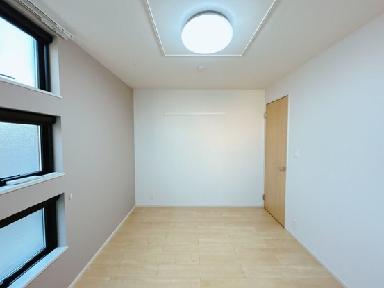 detached 栃木県小山市城北５丁目15-11 峯ビル 1階