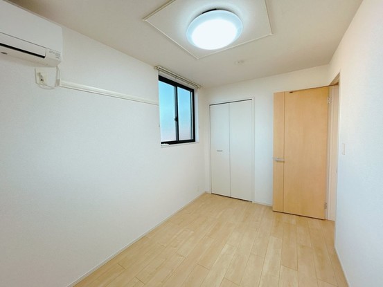 detached 栃木県小山市城北５丁目15-11 峯ビル 1階