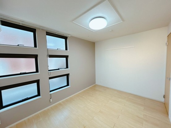 detached 栃木県小山市城北５丁目15-11 峯ビル 1階
