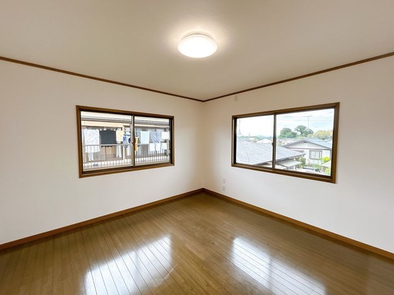 detached 栃木県小山市城北５丁目15-11 峯ビル 1階
