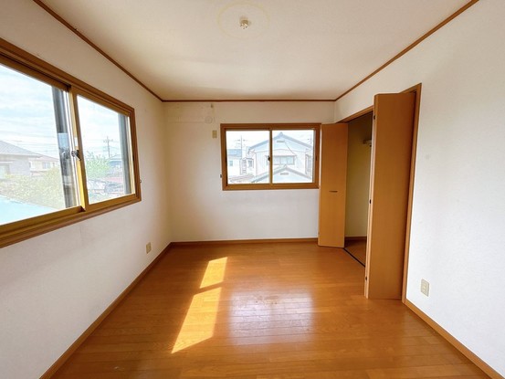 detached 栃木県小山市城北５丁目15-11 峯ビル 1階