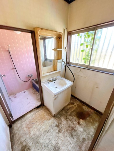 detached 栃木県小山市城北５丁目15-11 峯ビル 1階