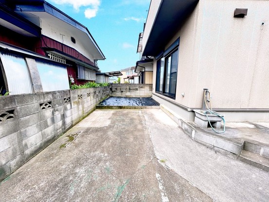 detached 栃木県小山市城北５丁目15-11 峯ビル 1階