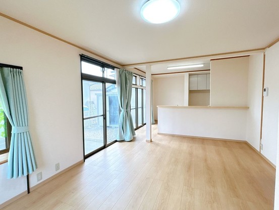detached 栃木県小山市城北５丁目15-11 峯ビル 1階
