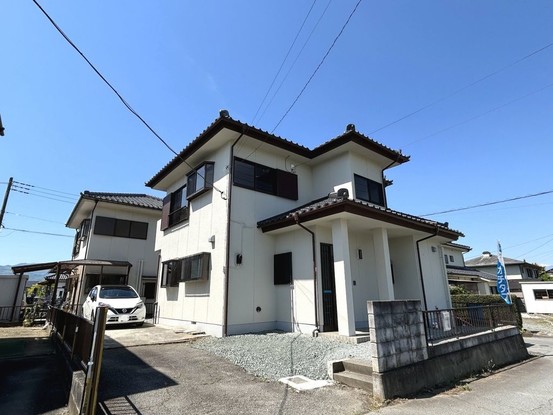 detached 山梨県笛吹市石和町上平井
地図を見る
