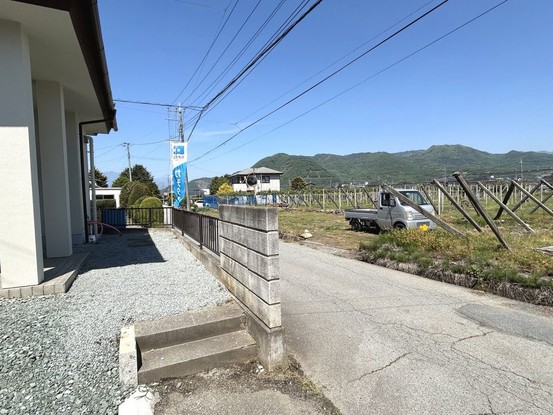 detached 山梨県笛吹市石和町上平井
地図を見る