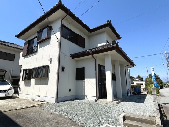 detached 山梨県笛吹市石和町上平井
地図を見る