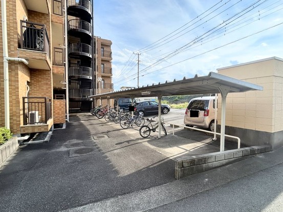 apartment 山梨県甲府市伊勢２丁目
地図を見る